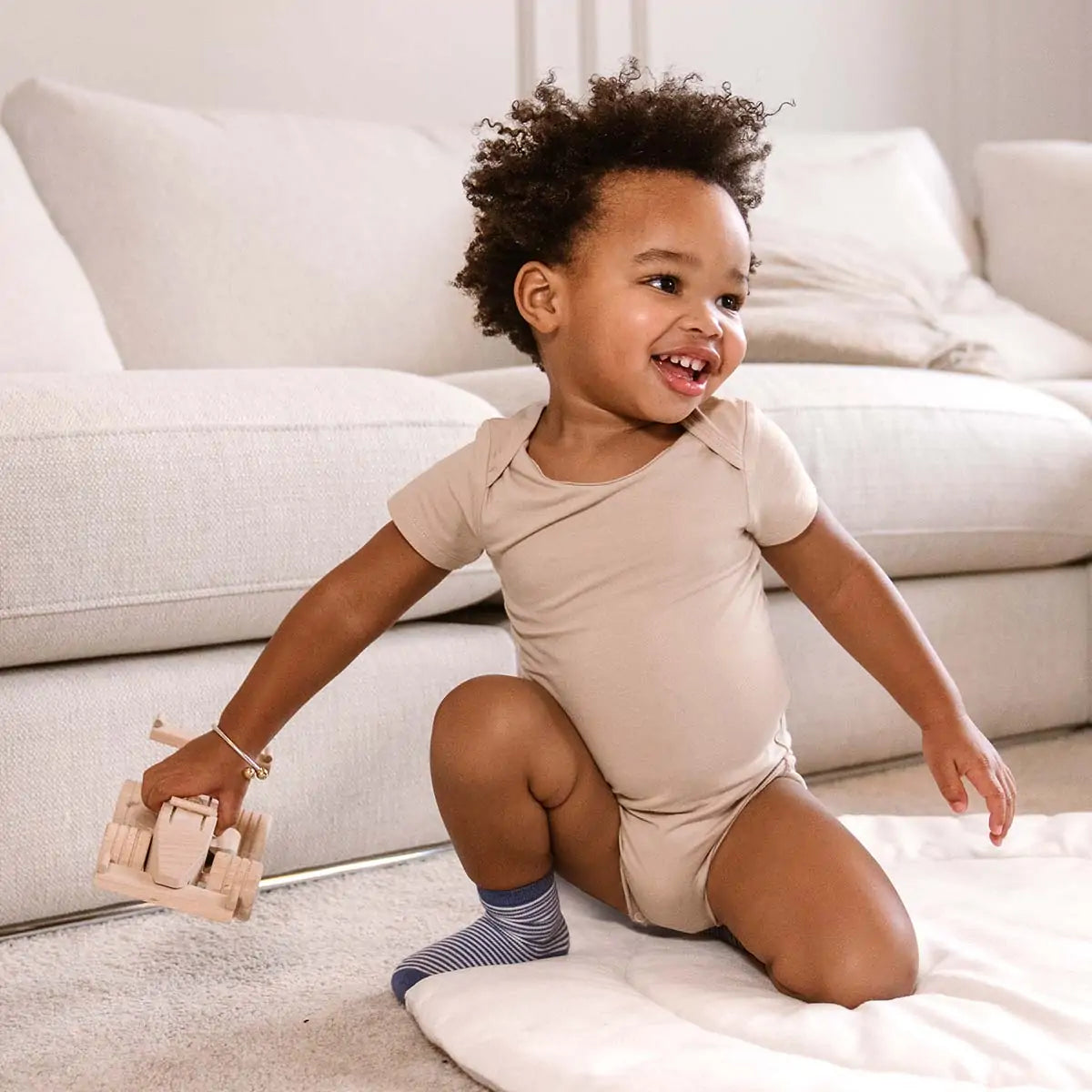 Box 3 pz - Body manica corta in Bamboo e Cotone Bianco/Beige/Rosa